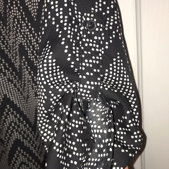 Black Chevron Blouse - Picture 3 of 4